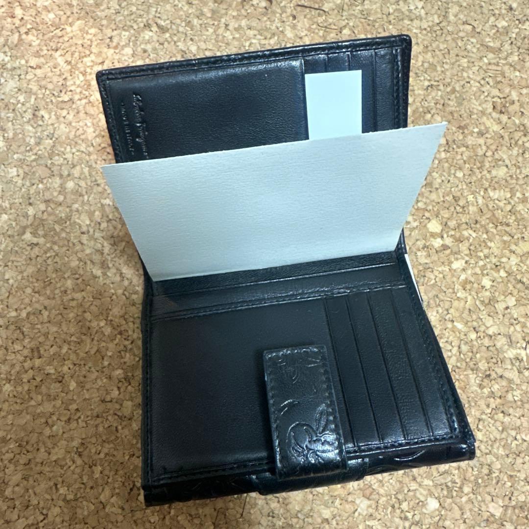 Salvatore Ferragamo 二つ折り財布 黒