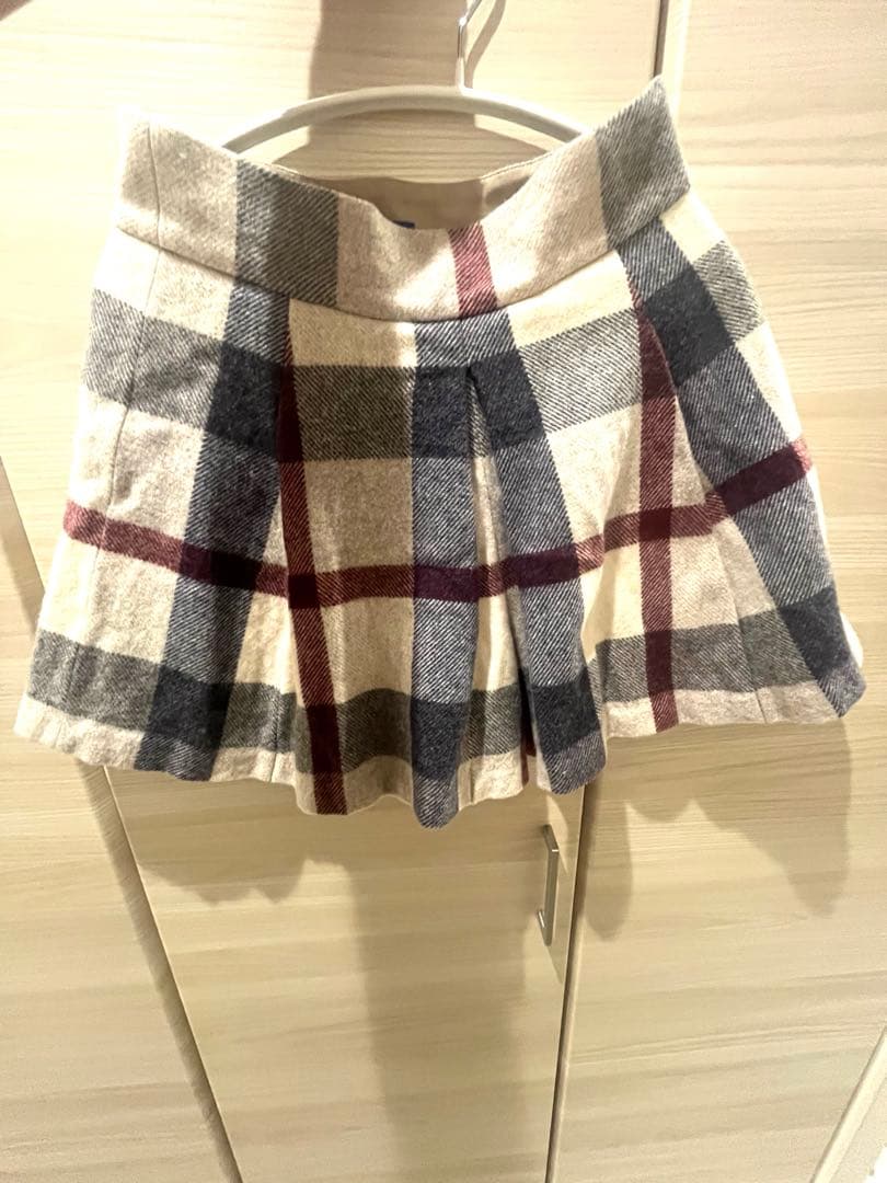 BLUE LABEL CRESTBRIDGE ショートパンツ　キュロットパンツ