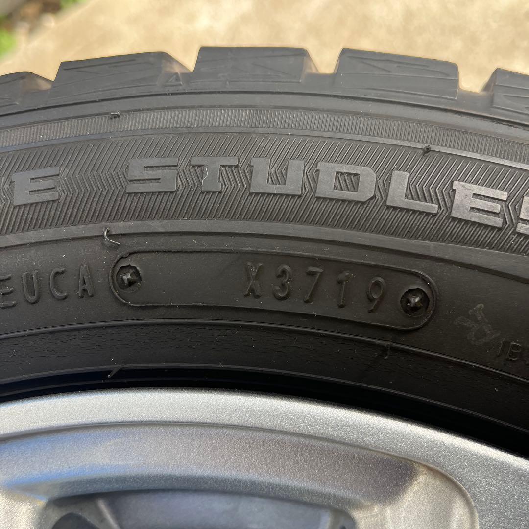 シエンタスタッドレス　ダンロップWINTER MAXX 185/60R15
