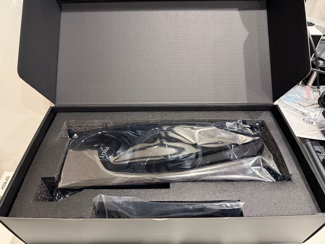 グラフィックボード・グラボ・ビデオカード Palit GeForce RTX5080 Gaming Pro 16GB