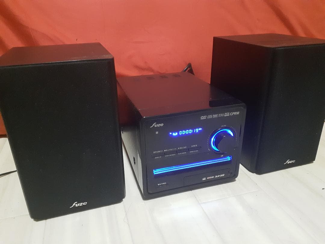 コンポ　FX66　DVD-Rに焼き付けたMP3も再生します。連続1000曲以上