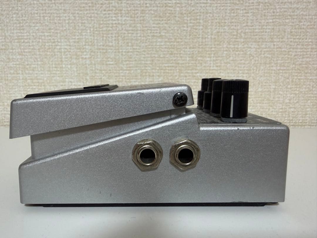 ベース BOSS Bass Synthesizer SYB-5