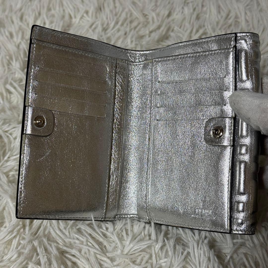 極美品✨FENDI フェンディ　折り財布　バゲット FFモチーフ　極希少カラー