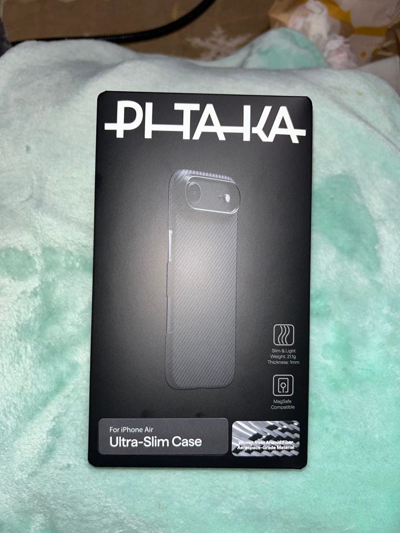 PITAKA iPhone 17 Air用 ケース 黒/グレー