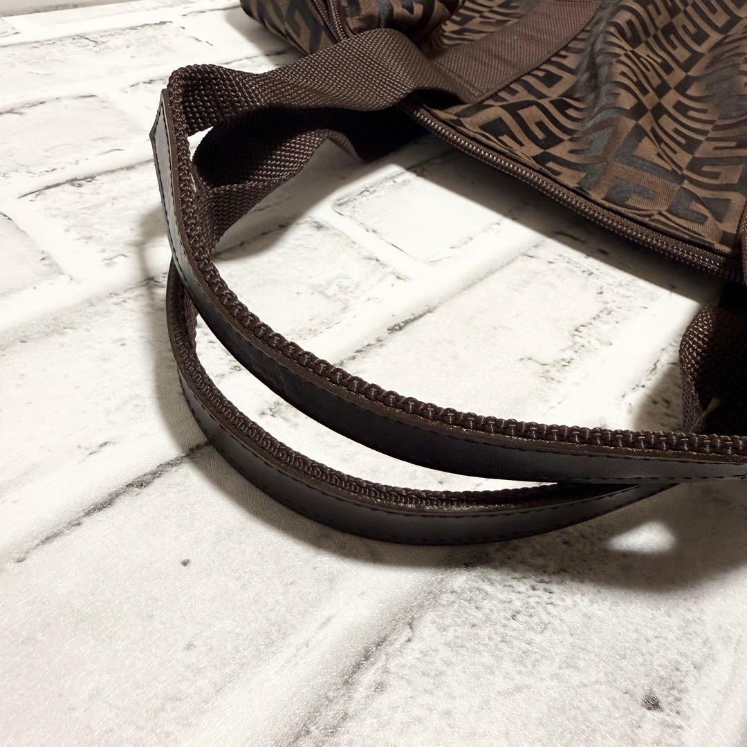 大容量/美品✨ジバンシー デカボストン ハンドバッグ ブラウン ロゴ 総柄