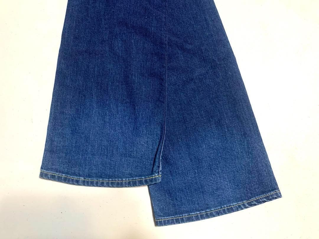 新品【ヤヌーク】ブーツカットデニム 23 定価¥25300