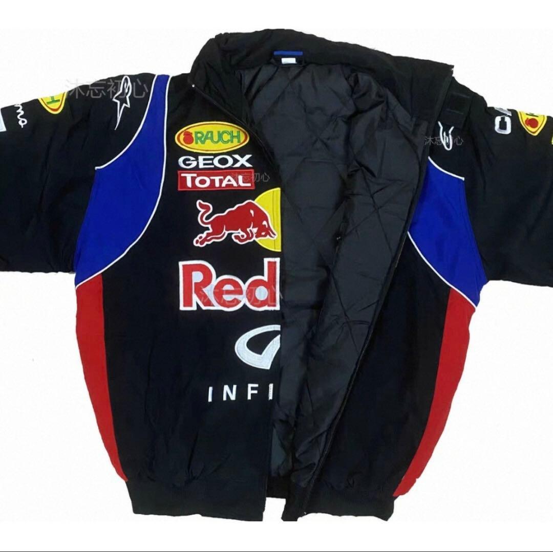 REDBULL　刺繍ロゴ入りデザインジャンパー　秋冬　厚手　新品未使用品　М