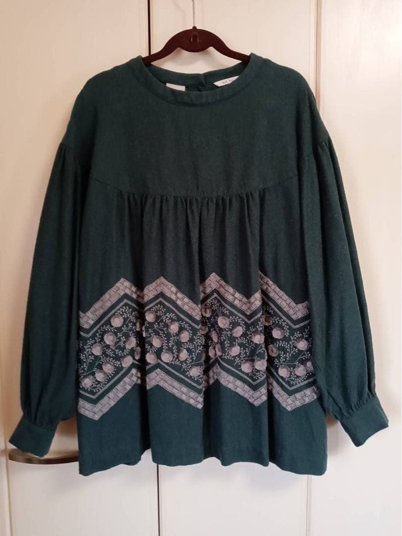 ツハルバイサマンサモスモス　刺繍ヨーク切替ブラウス　スカート　セットアップ
