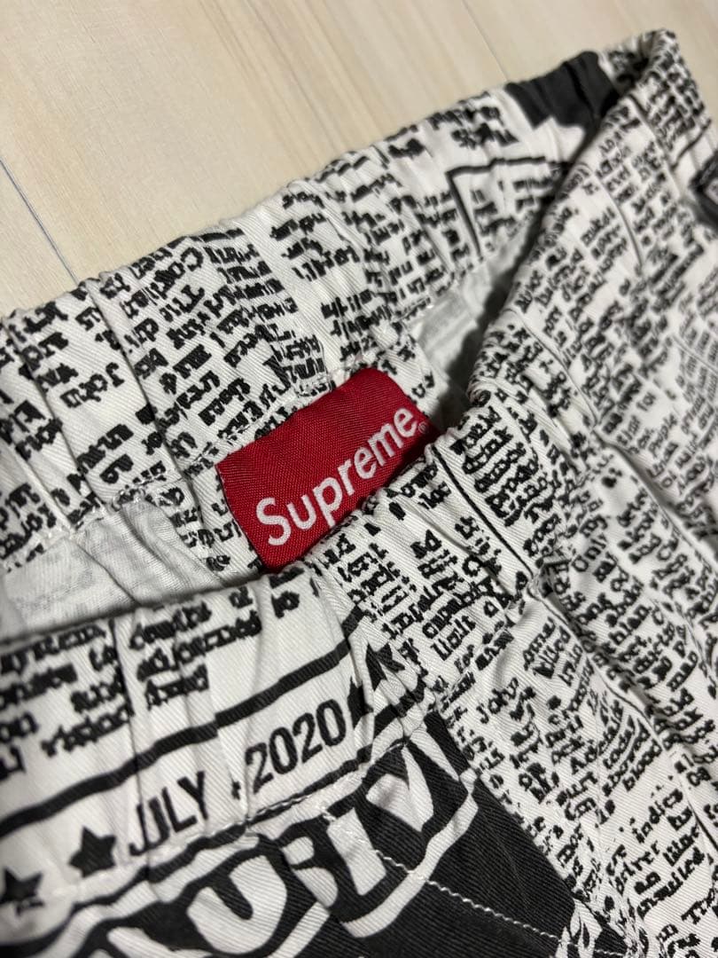 Supreme ニュースプリントパンツ