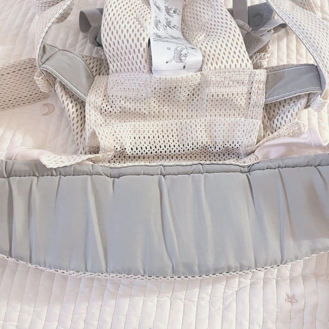 BabyBjorn 抱っこ紐 クリーム　ハーモニー　ベビービョルン