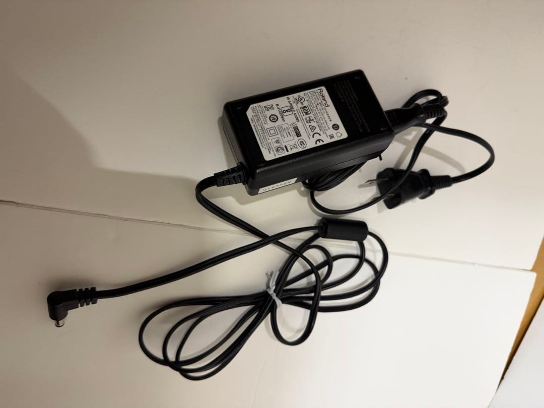 Roland MICRO CUBE BASS RX ベース