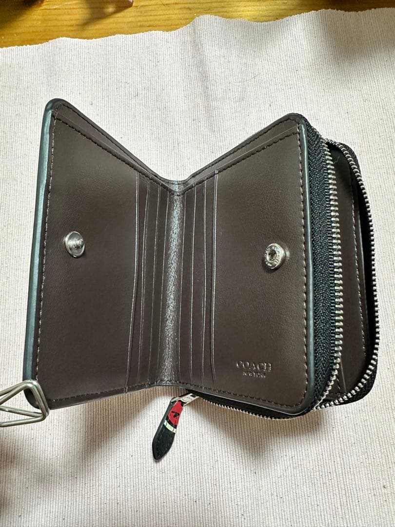 コーチ COACH 二つ折り財布 いちご柄