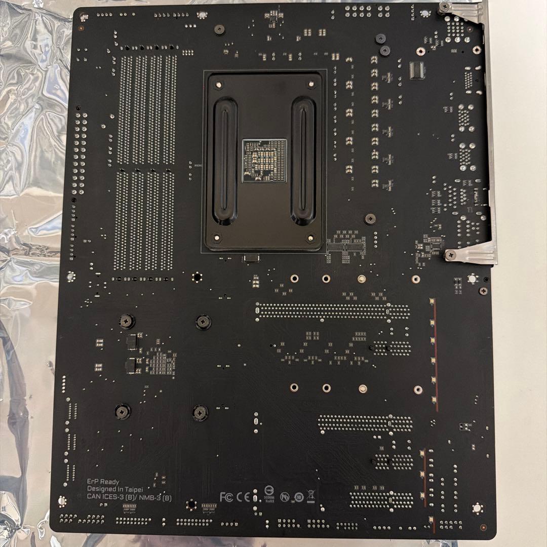GIGABYTE X570 AORUS PRO マザーボード