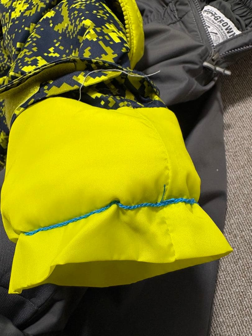Columbia 子ども用スキーウェア 上下セット120-130