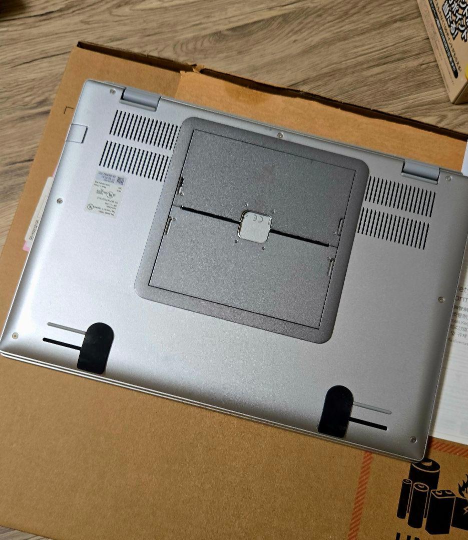美品 Dell Inspiron 13 16GB 5330 ノートPC シルバー