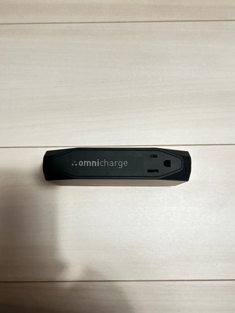 【即日発送】omnicharge PCも充電できる2ポート充電器　定価4.8万円