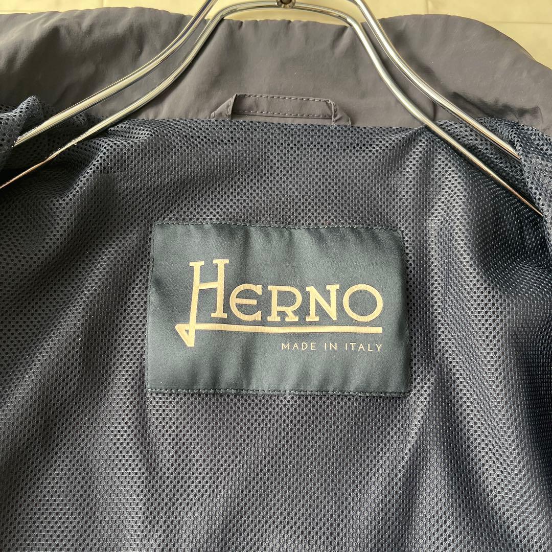美品 HERNO ヘルノ ナイロンジャケット ブルゾン 撥水 ネイビー 46