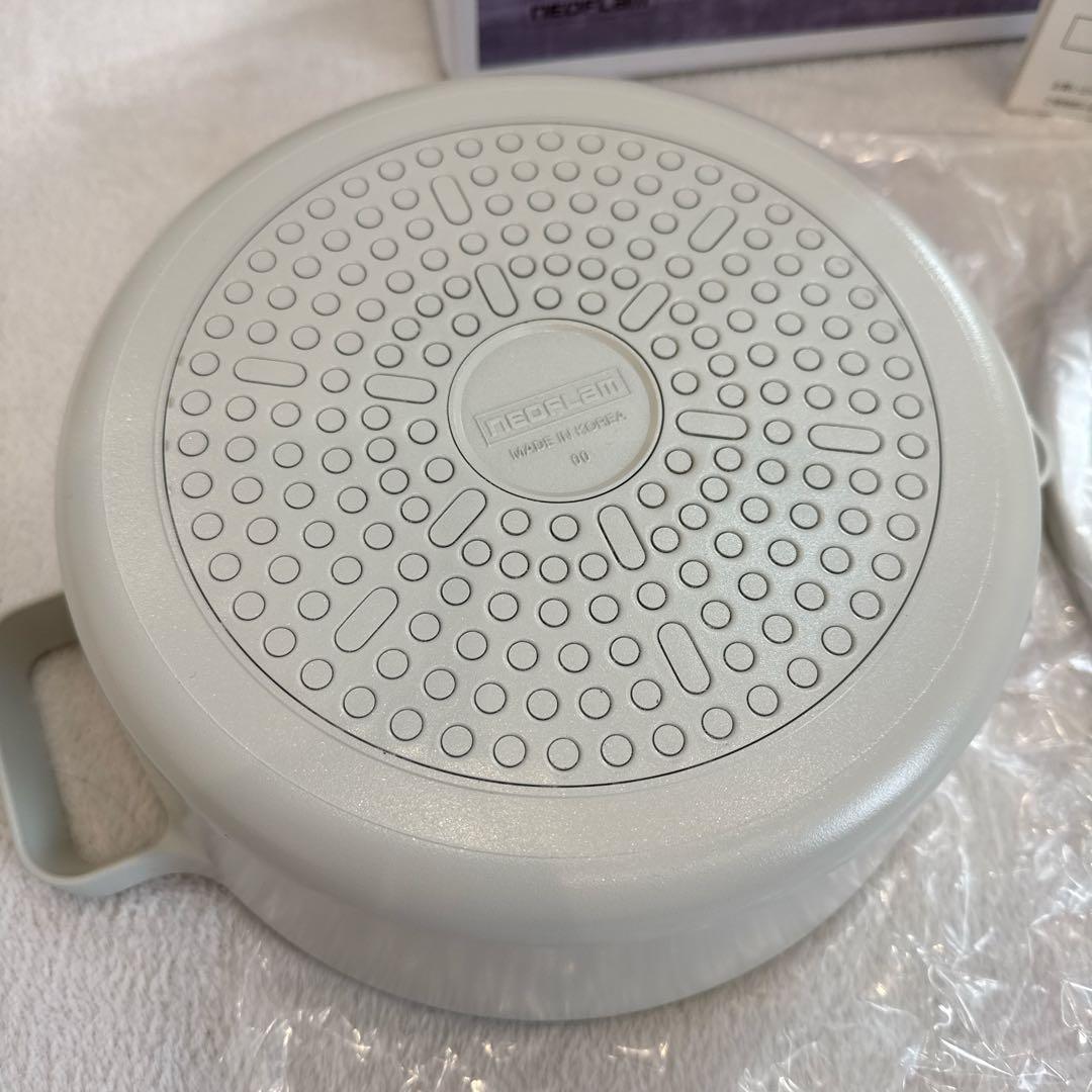 【新品・未使用‼️】FIKAキャセロール22cm 蓋付き IH/ガス対応