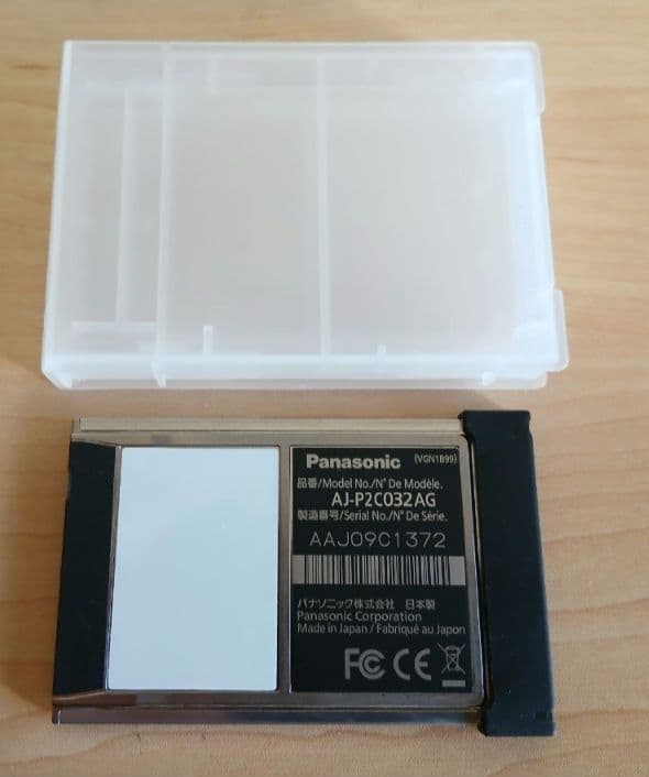 Panasonic P2カード 32GB メモリーカード