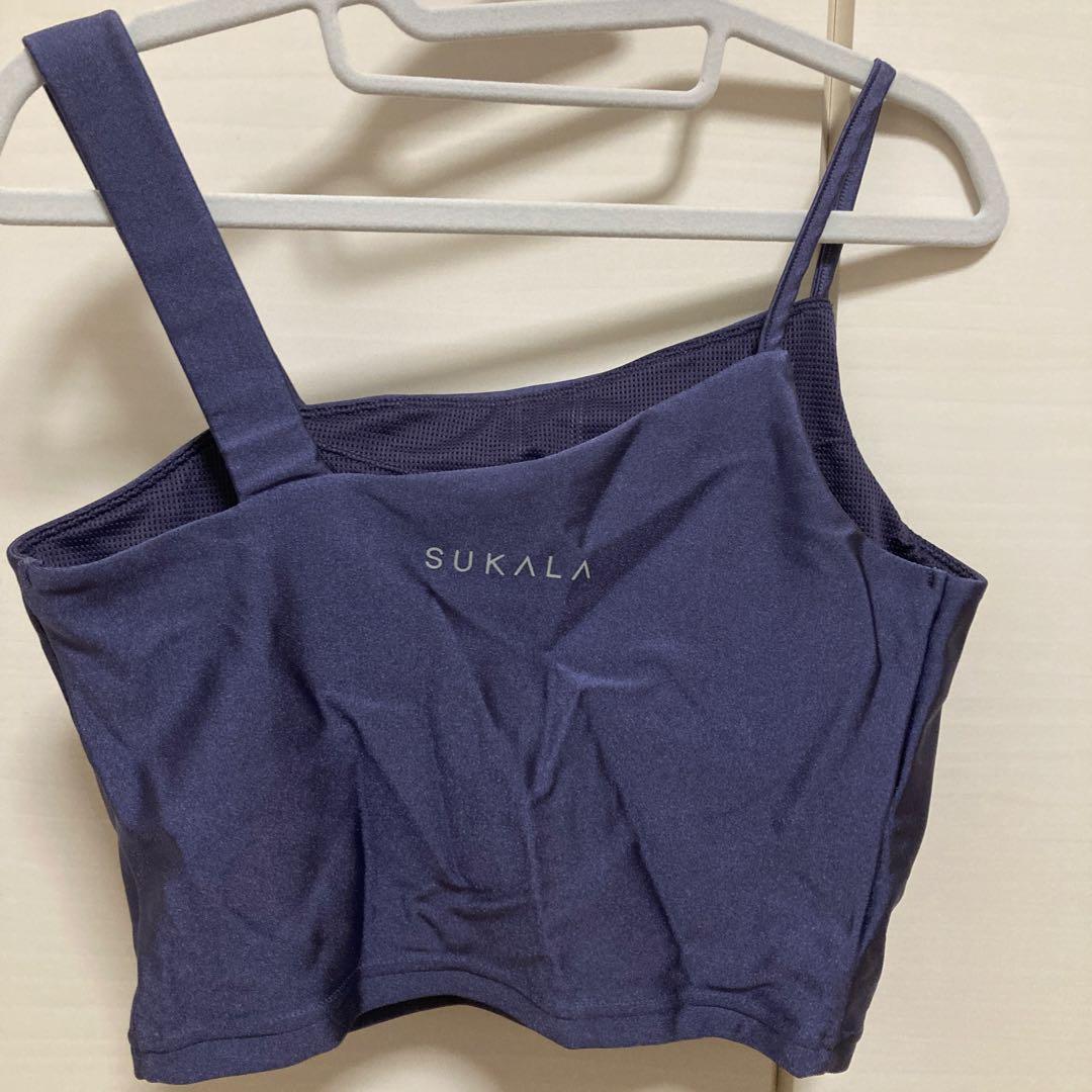 SUKALA スカーラ　シャインストレッチアシンメトリーブラトップ　ブルー　M