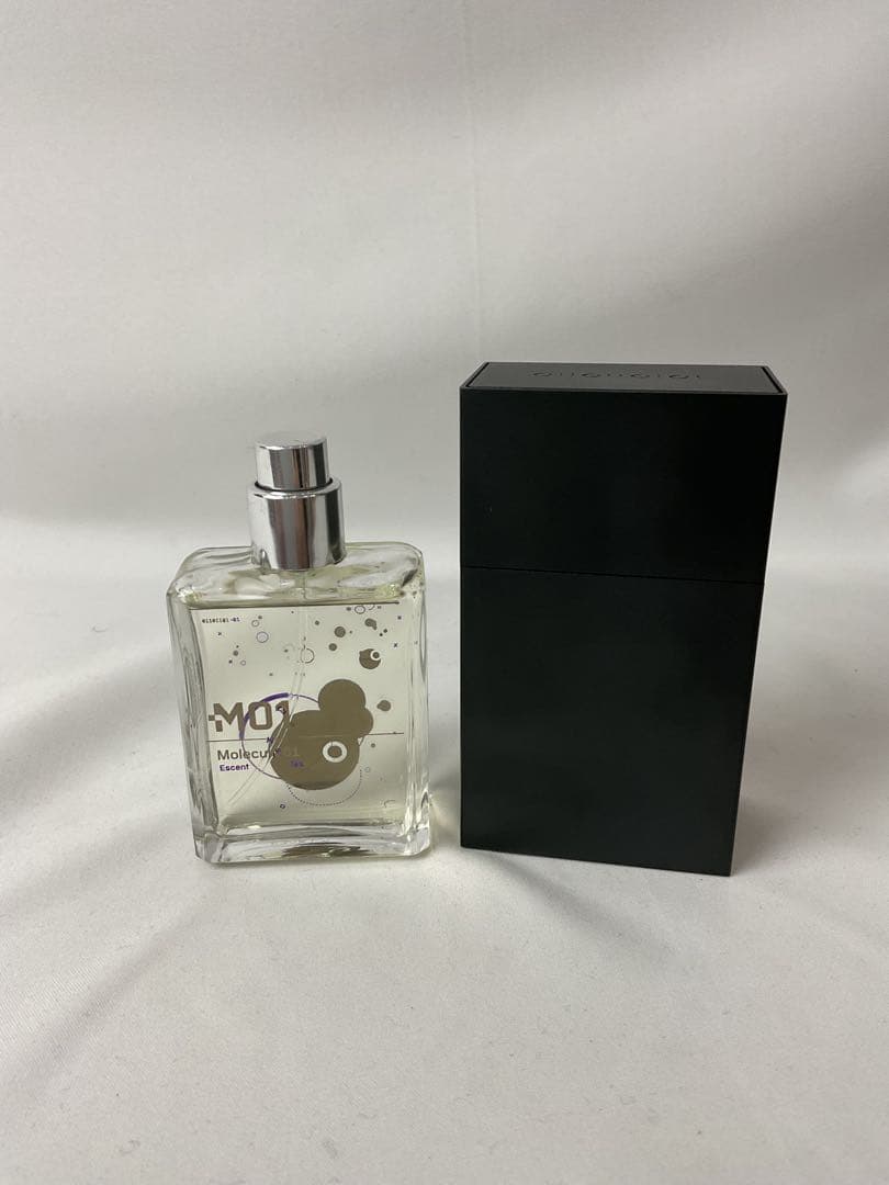 Molecule 01 エッセンシャルモレキュール 香水