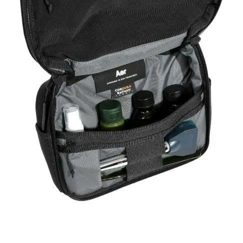 未使用級✨️Aer　エアー ポーチ トラベル キット TRAVEL KIT