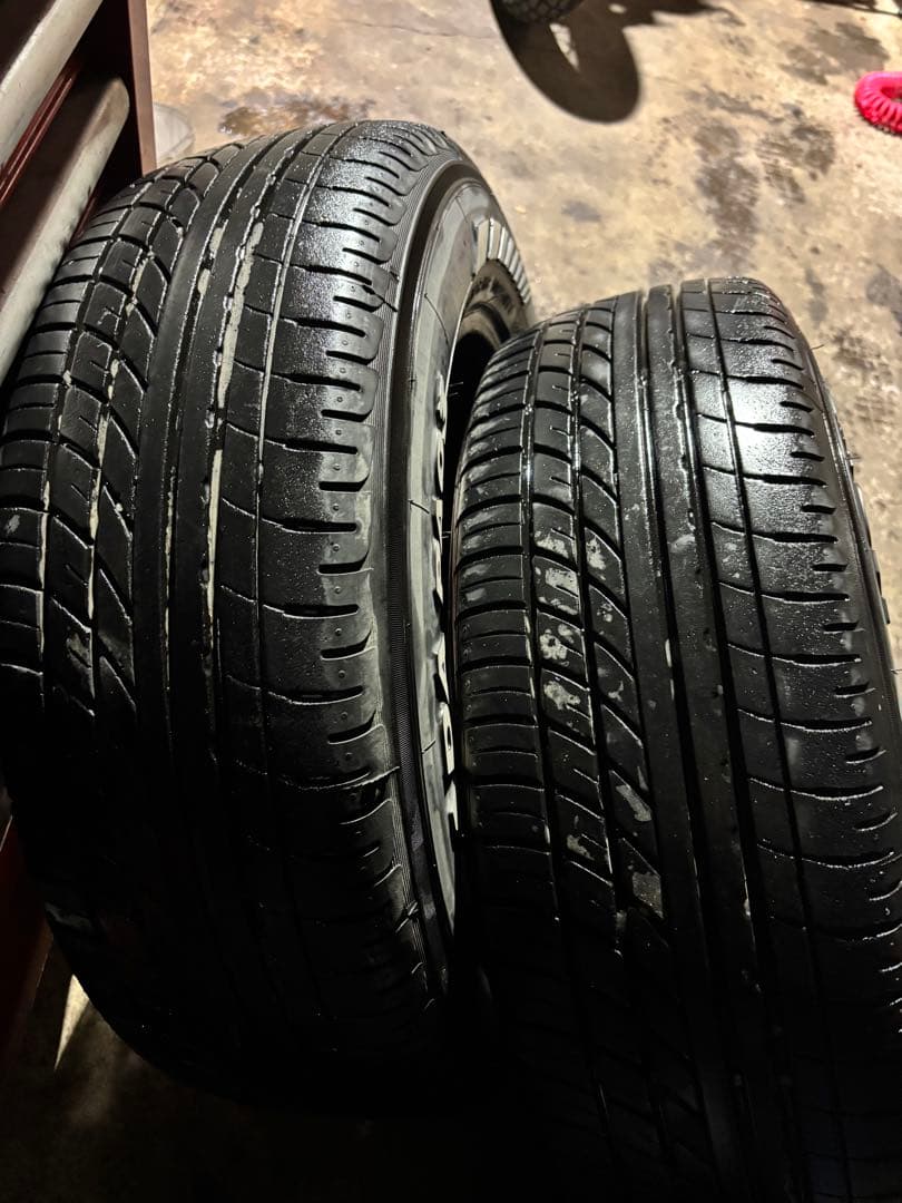 YOKOHAMA PARADA PA03 215/65R16C タイヤ4本セット