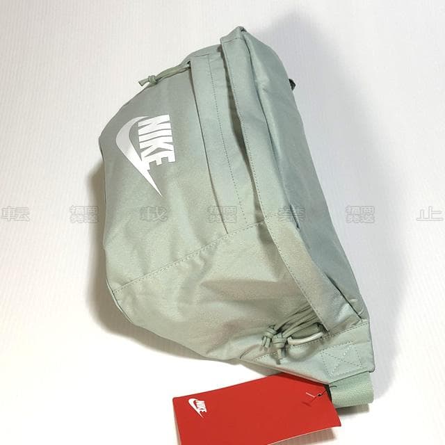 NIKE ナイキ テック ボディーバッグ ミントグリーン ピスタチオフロスト