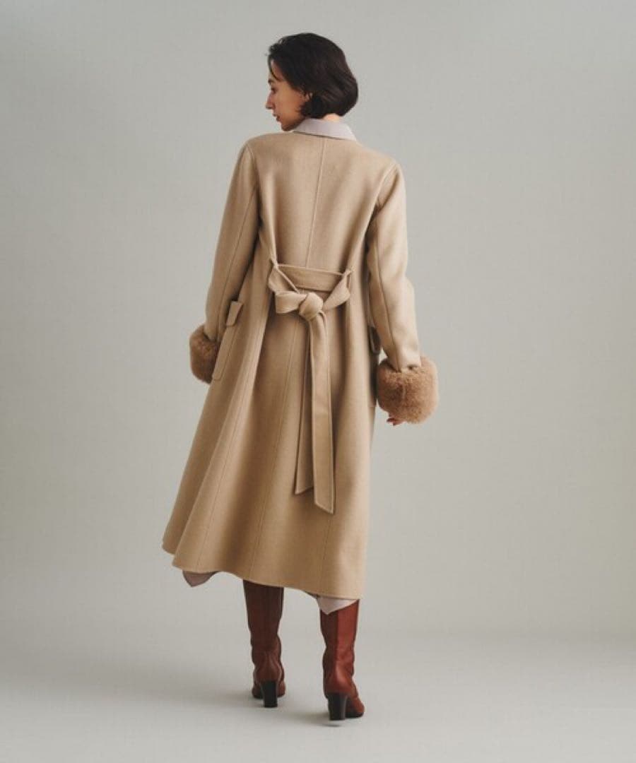 【限定大特価！】【美品】グレースコンチネンタル リバーファーガウンコート
