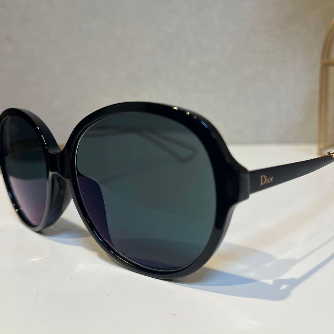 Christian Dior クリスチャンディオール サングラス メタル　ロゴ