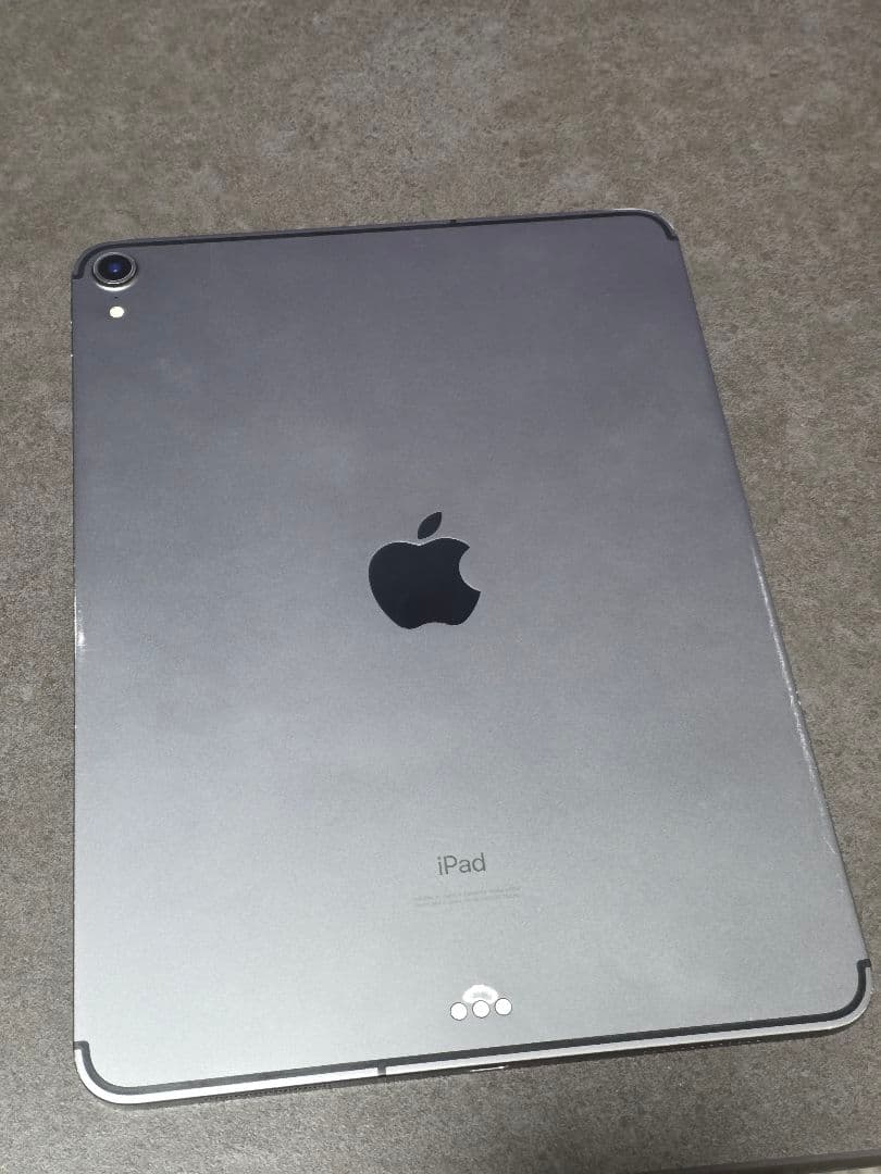 iPad Pro（第1世代）256GB Cellular スペースグレイ