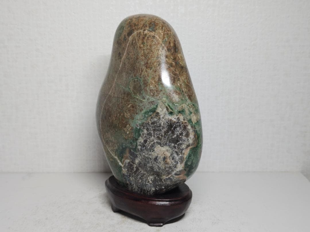 錦石 1.6kg 津軽産 ジャスパー 碧玉 鑑賞石 原石 自然石 誕生石 水石