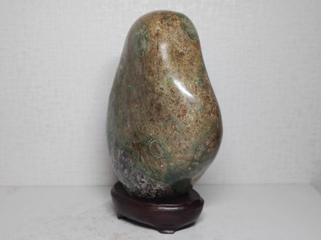 錦石 1.6kg 津軽産 ジャスパー 碧玉 鑑賞石 原石 自然石 誕生石 水石