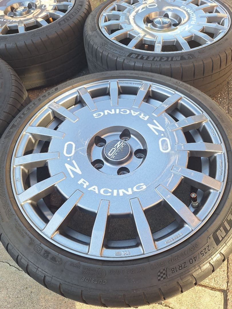 タイヤ・ホイール OZ Rally Racing 18inch 8j+45