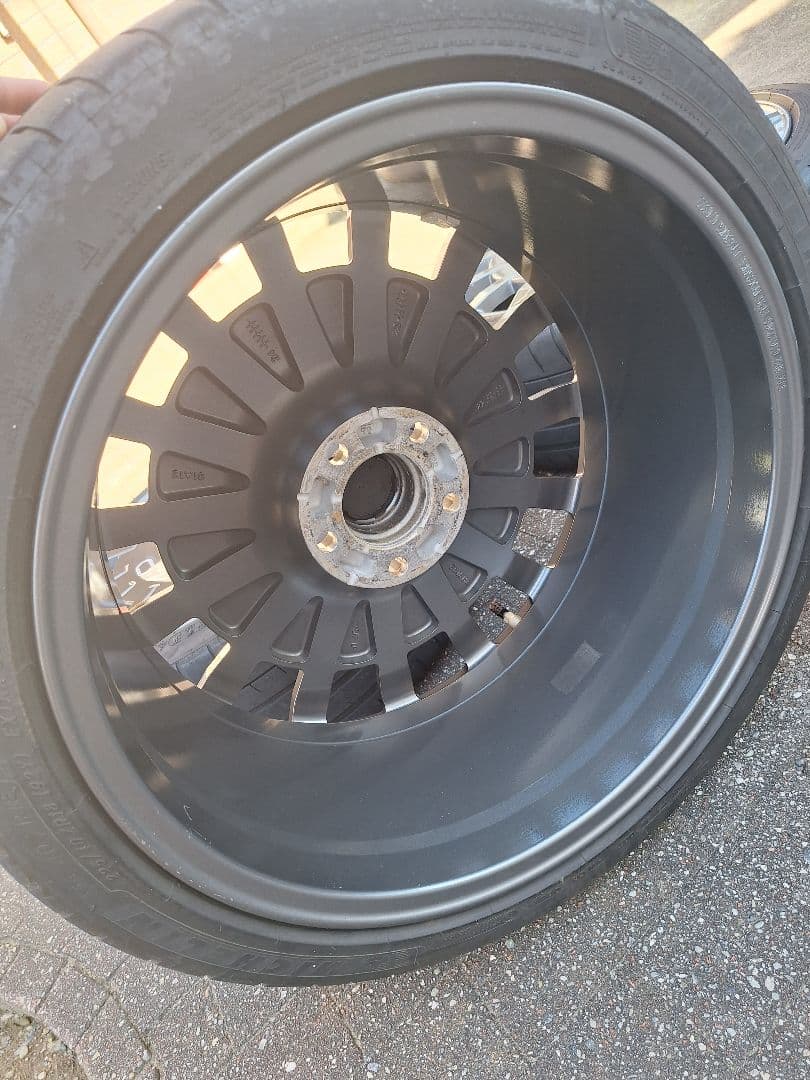 タイヤ・ホイール OZ Rally Racing 18inch 8j+45