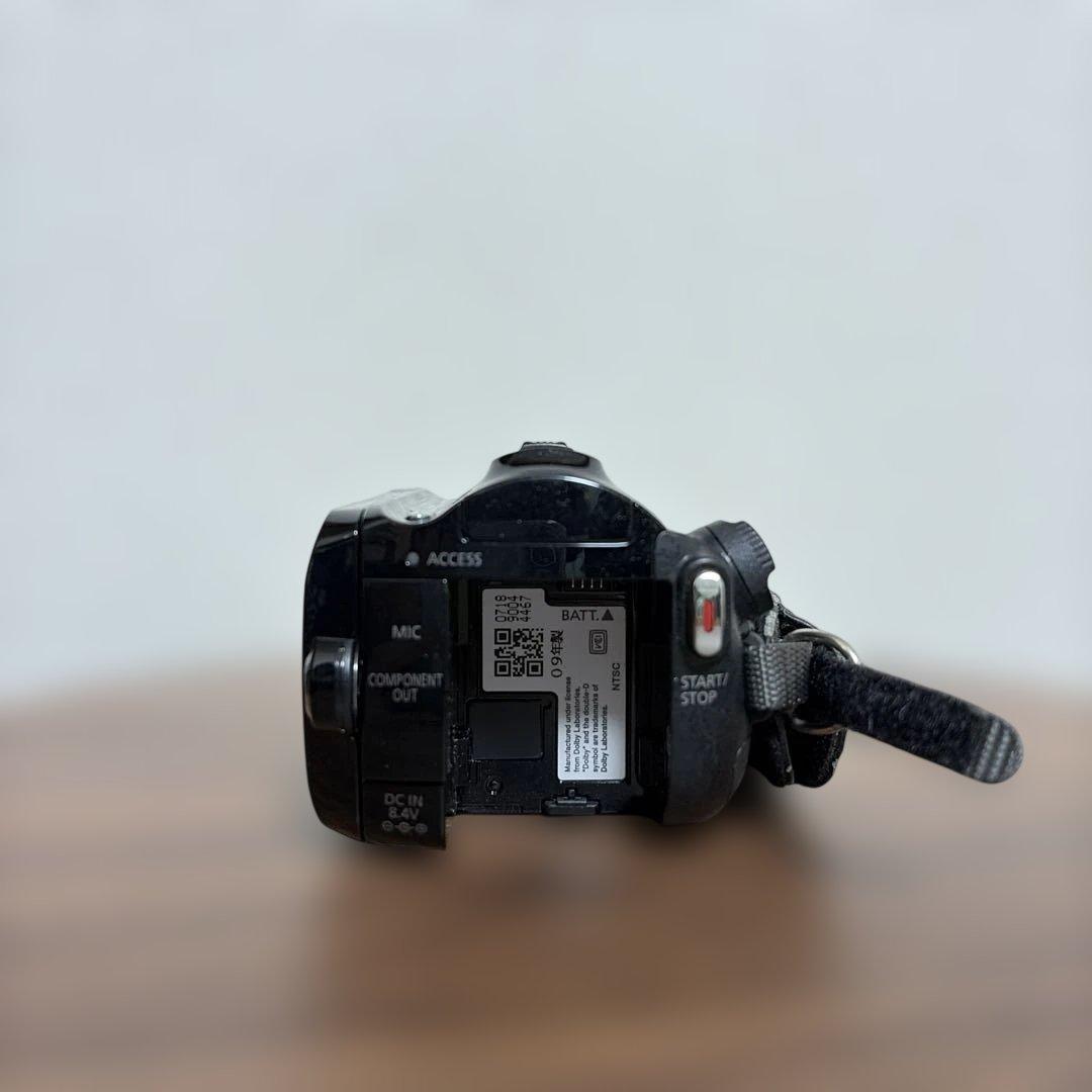 【ビデオカメラ】 Canon iVIS HF21