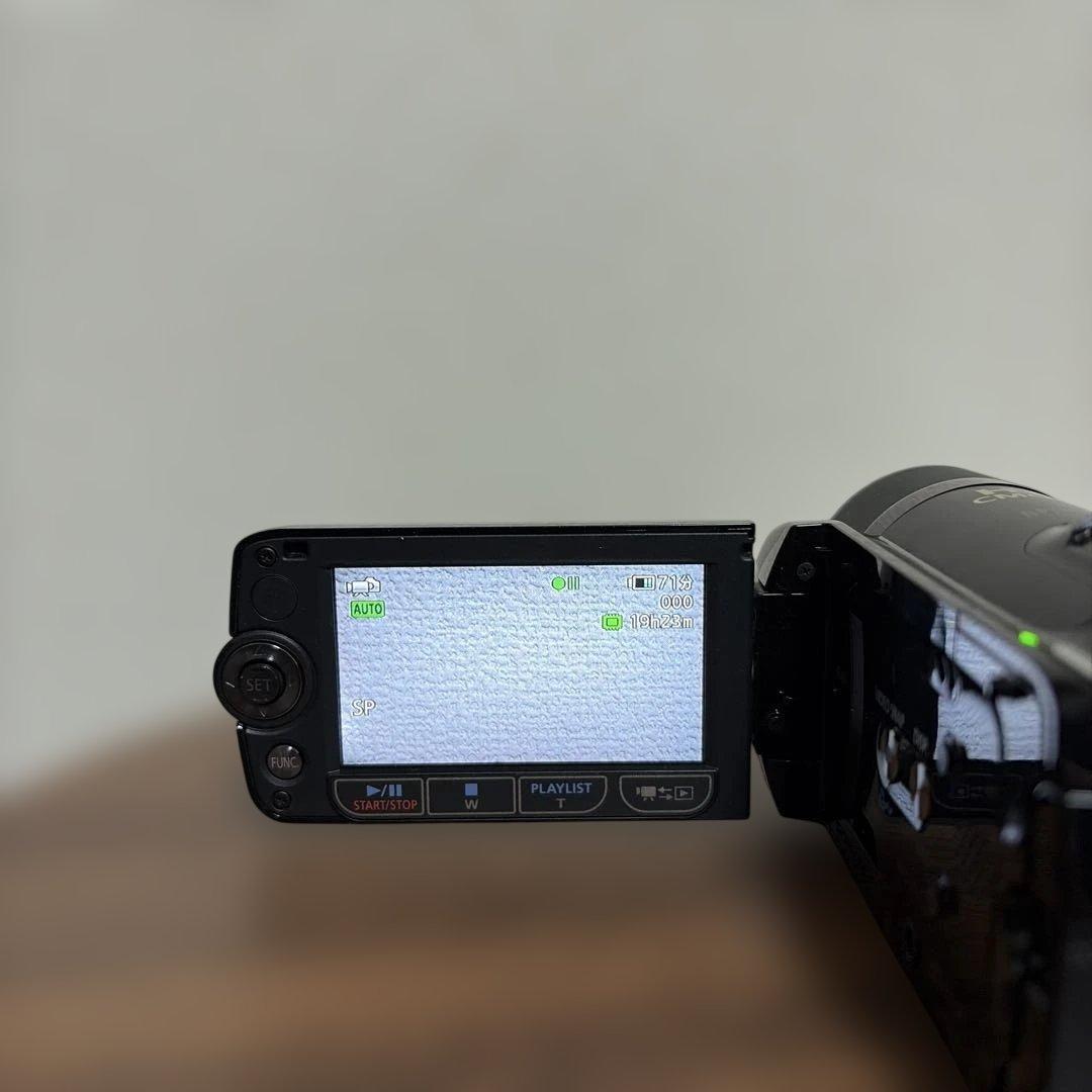 【ビデオカメラ】 Canon iVIS HF21