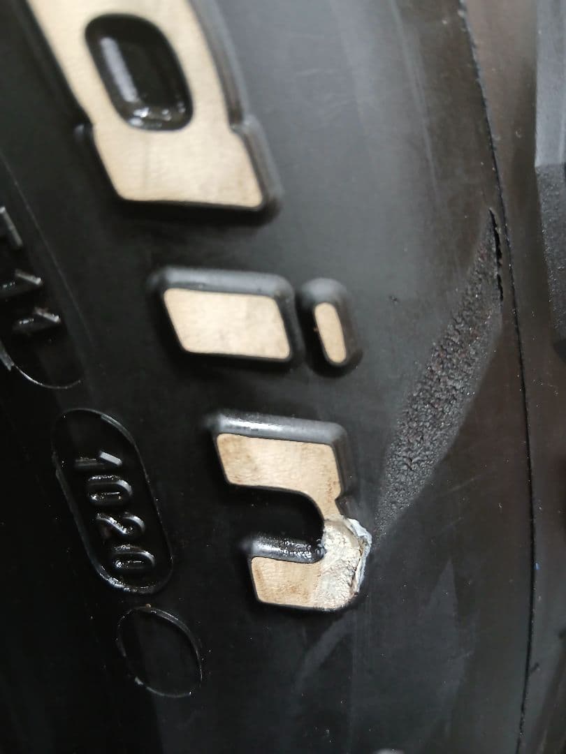 未使用品 BFグッドリッチ 225/70R17 　1本　2020年