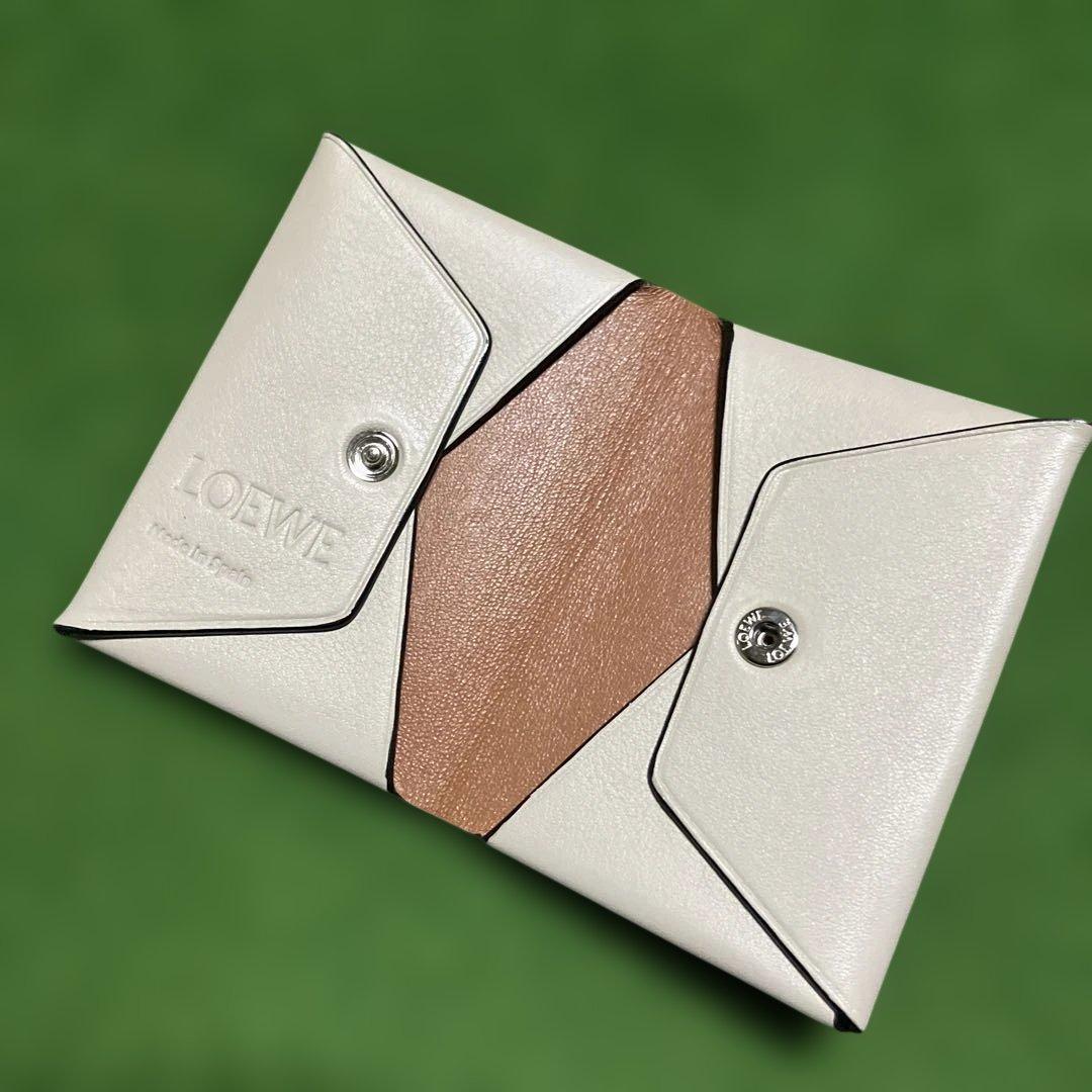 LOEWE アイボリー 二つ折り