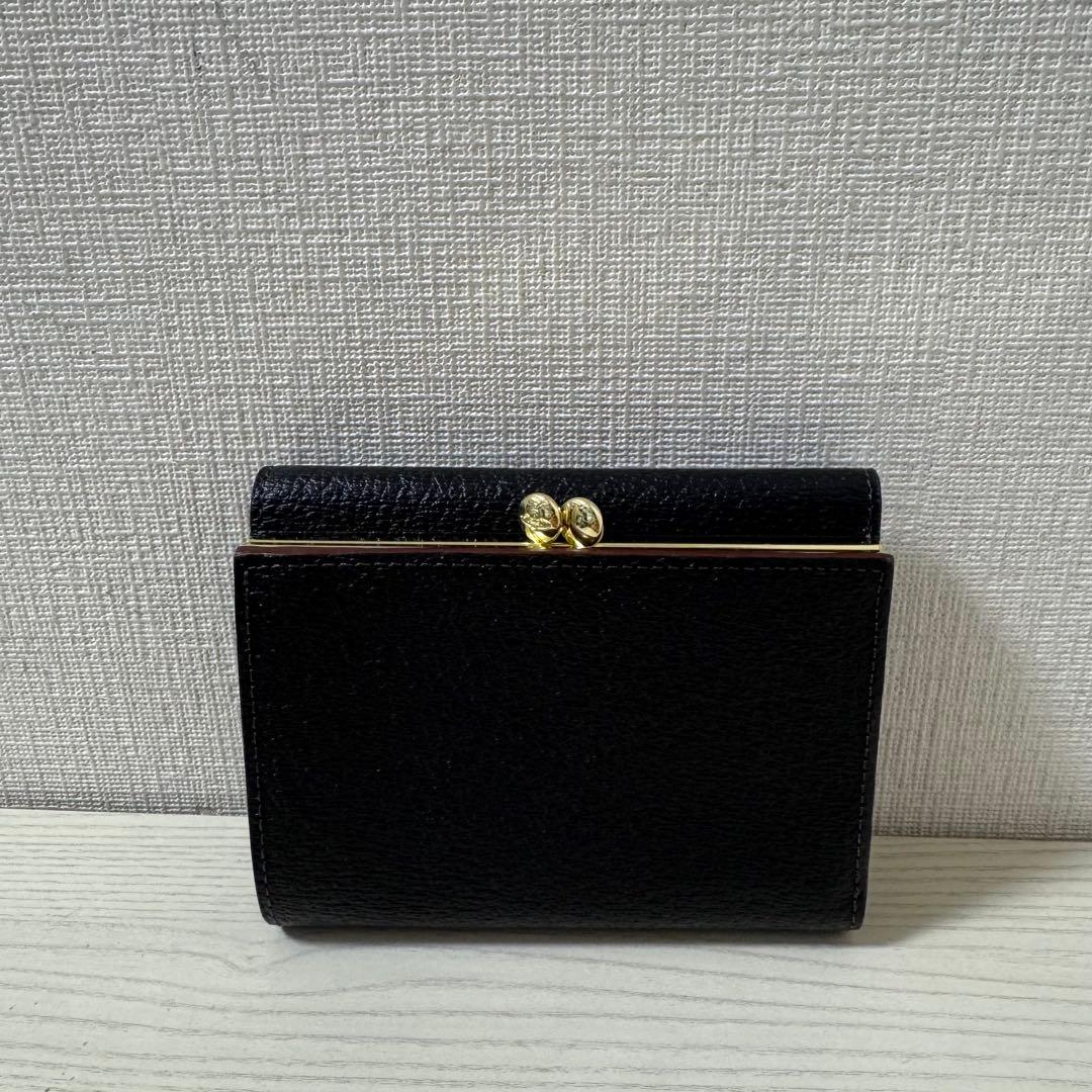 【新品】ヴィヴィアンウエストウッド 三つ折り　がま口　財布　レザー　オーブ 黒