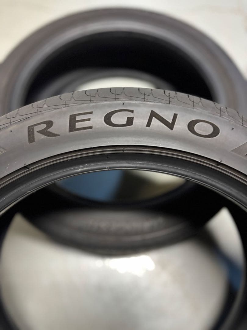 のりさん専用 ブリヂストンレグノGR-XⅢ225/45R18 4本セット　極上品