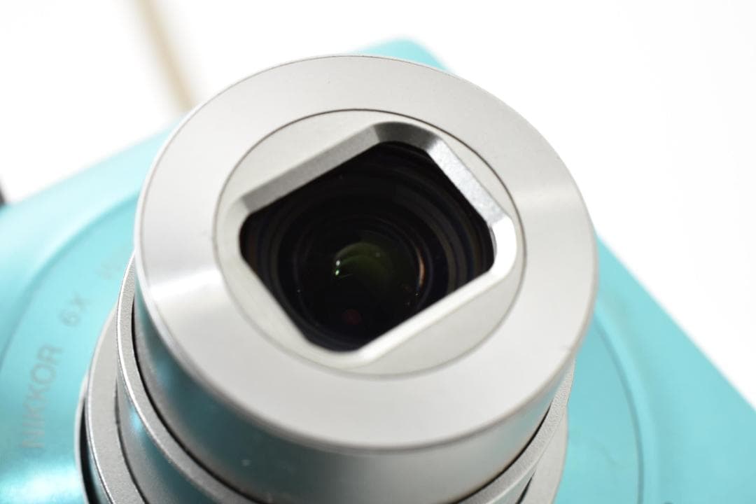 【美品】Nikon COOLPIX S3300 ミントブルー　動作確認済