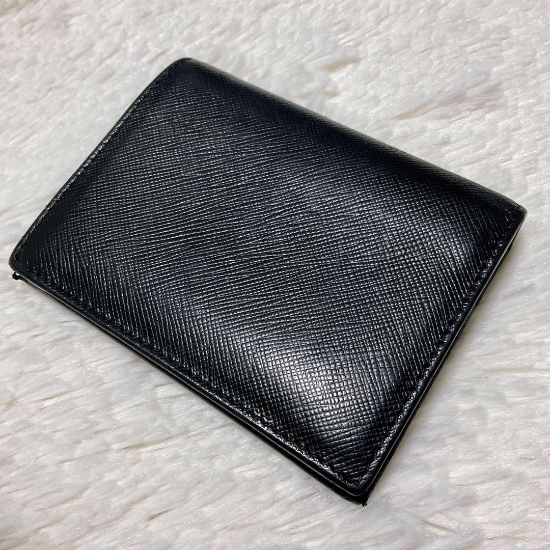 ♡美品♡PRADA プラダ 二つ折り財布 サフィアーノ ブラック 金具 ロゴ