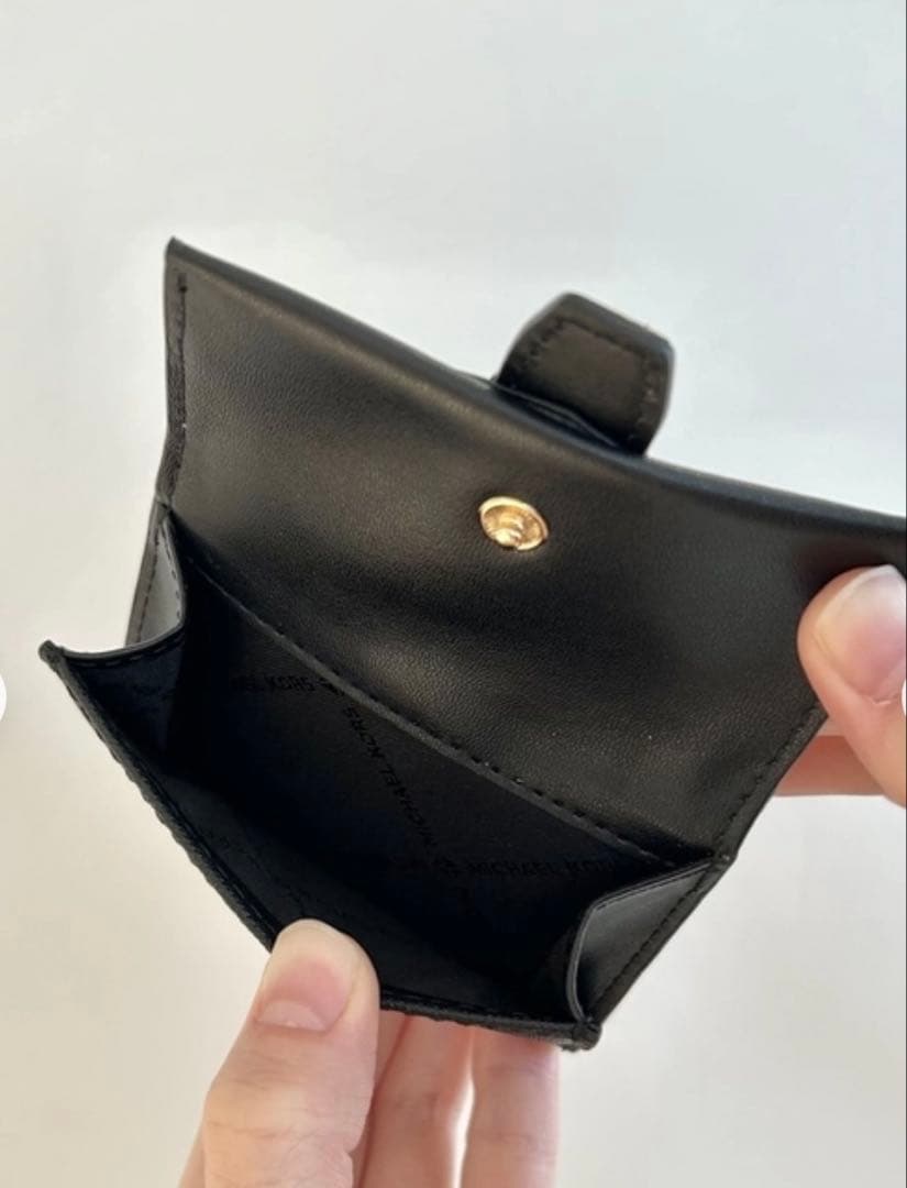 MICHAEL KORS 三つ折り財布　ブラック