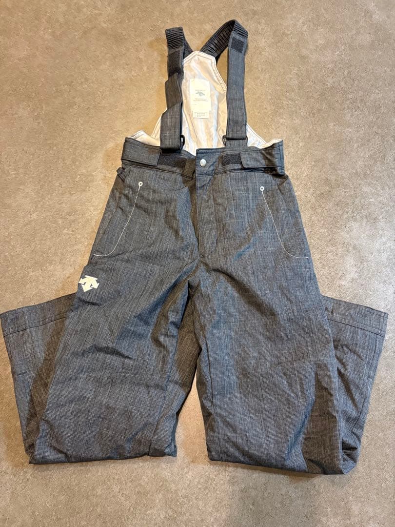 DESCENTE スキーウェア 上下子ども用 130サイズ