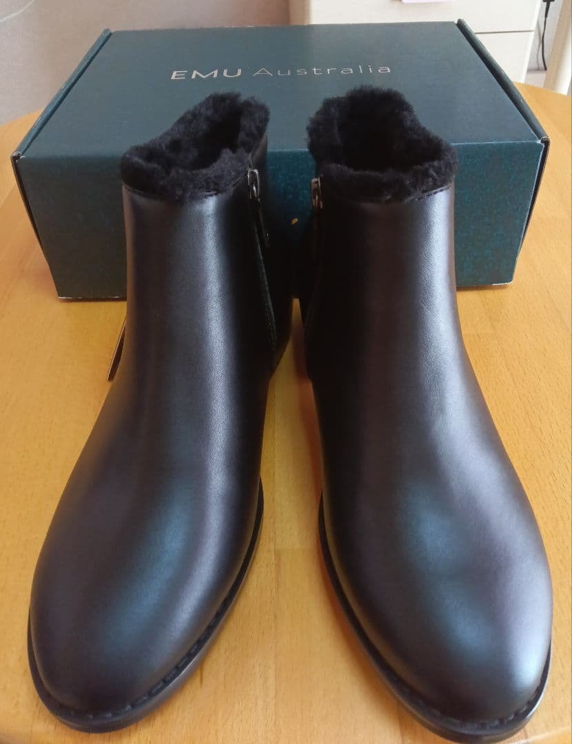 エミュ/EMU Acton ショートブーツ　24センチ　黒　箱あり新品・未使用品