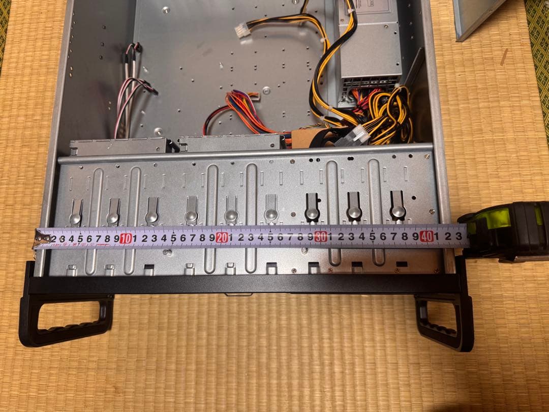 PCケース　サーバー用　ケースのみ×1 ラストです