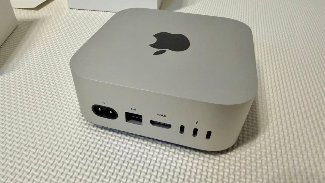 Apple Mac mini M4 メモリ16GB SSD256 GB