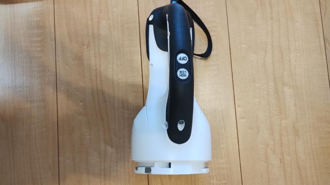 マキタ掃除機 CL141FD　バッテリー　スタンド付き