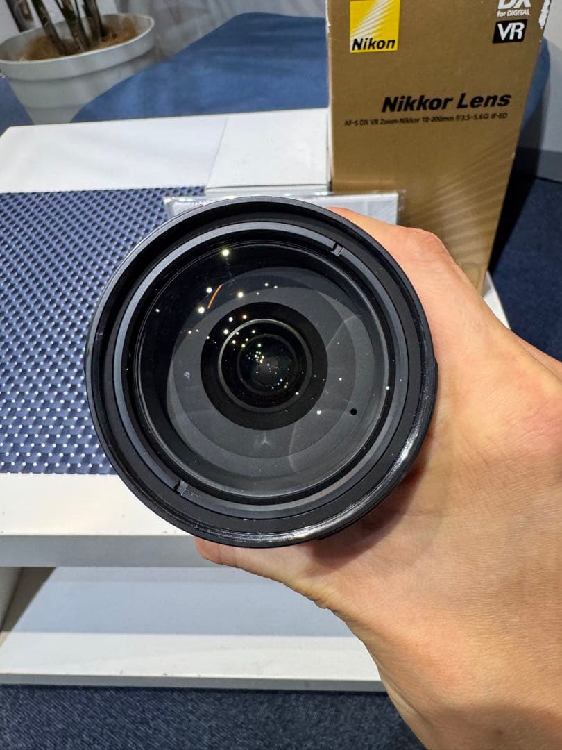 【極美品】Nikon AF-S DX VR Zoom-18-200mm